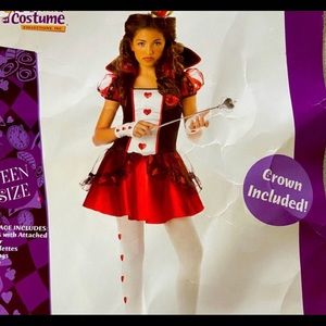 Queen of Hearts Halloween Costume
